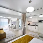 Magic In Infinity Pool & Parking * Mamaia