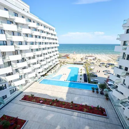 Magic In Infinity Pool & Parking Apartment