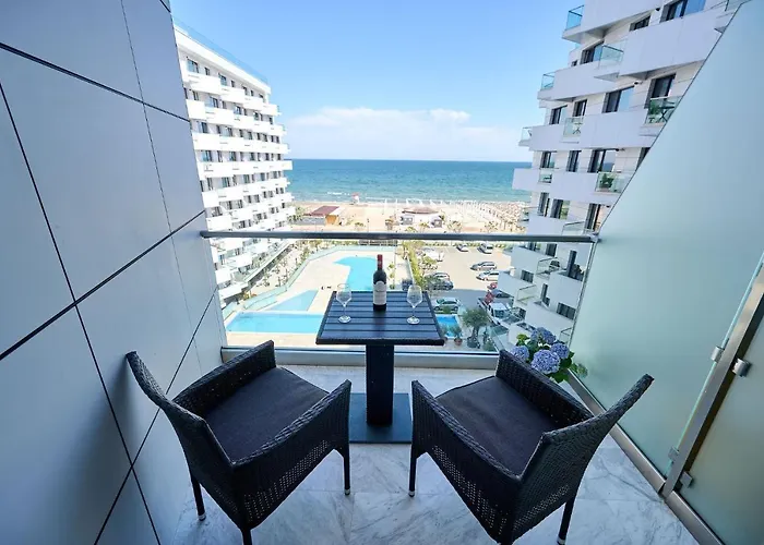 Magic In Infinity Pool & Parking *