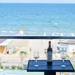Magic In Infinity Pool & Parking Apartment *