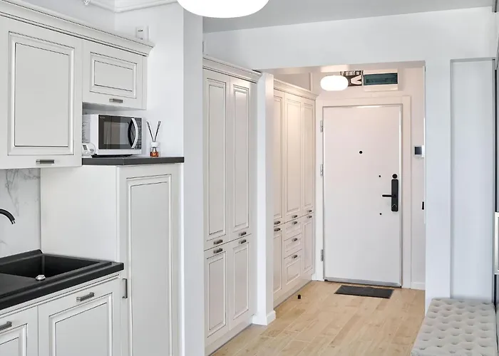 Magic In Infinity Pool & Parking * Mamaia